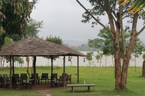 The Serai Kabini Hotel Begur Ngoại thất bức ảnh